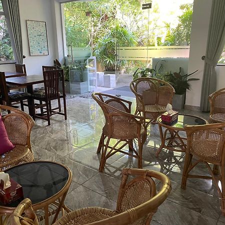 Villa Gamini Hikkaduwa Exteriör bild