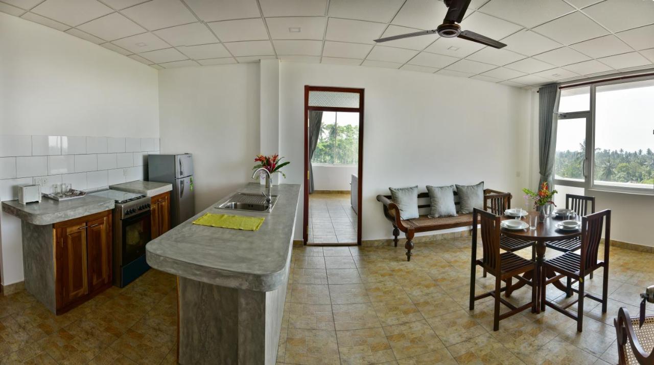 Villa Gamini Hikkaduwa Exteriör bild